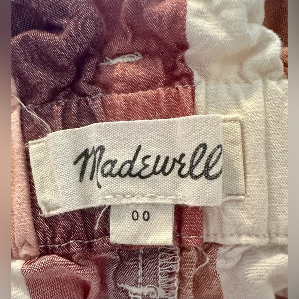 Madewell Paperbag Shorts in Rainbow Stripe Size 00​​​​​​​ - Picture 3 of 4